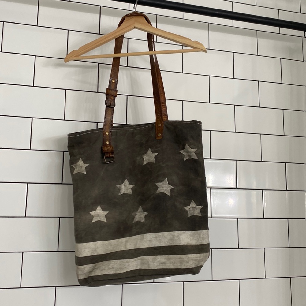 Mona B gray flag bag